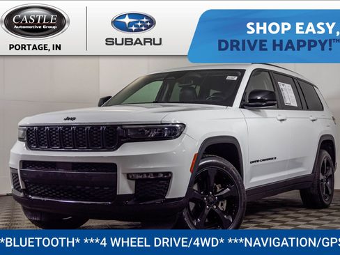 Used 2022 Jeep Grand Cherokee L Limited w/ Black Appearance Package AWD/4WD image 1