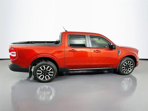 Used 2024 Ford Maverick Lariat image 8