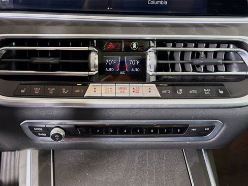 Used 2022 BMW X7 xDrive40i AWD/4WD image 19