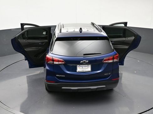 Used 2023 Chevrolet Equinox LT AWD/4WD image 36