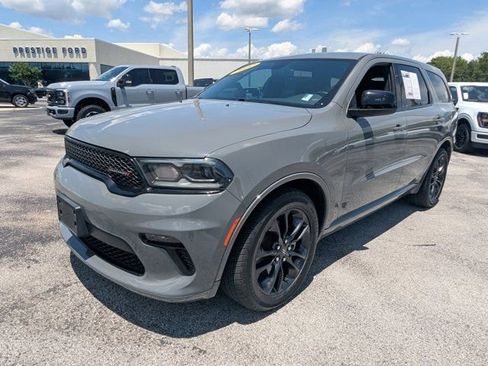 Used 2022 Dodge Durango SXT w/ Blacktop Package RWD image 9