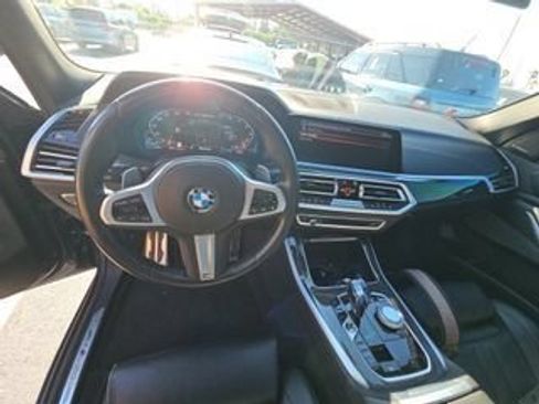 Used 2022 BMW X5 M50i w/ Executive Package AWD/4WD image 4