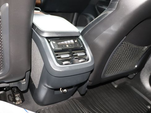 Used 2019 Volvo XC90 T6 Inscription w/ Advanced Package image 47