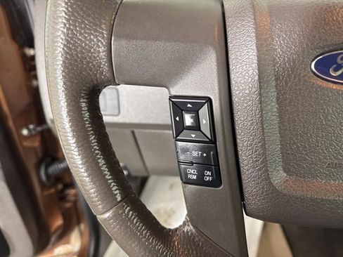 Used 2011 Ford F150 XLT w/ XLT Chrome Pkg image 25