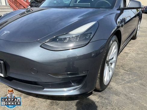 Used 2023 Tesla Model 3 Standard Range image 89