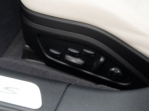 New 2026 Porsche Panamera 4S image 16