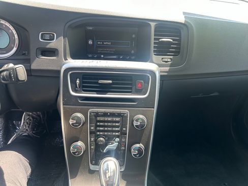 Used 2013 Volvo S60 T5 FWD image 15