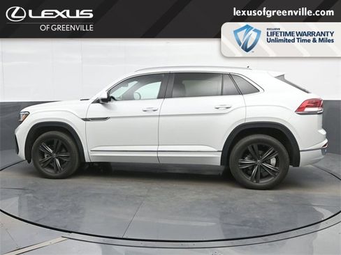 Used 2022 Volkswagen Atlas Cross Sport SEL R-Line image 5