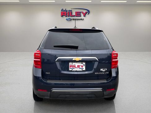 Used 2016 Chevrolet Equinox LTZ w/ Enhanced Convenience Package AWD/4WD image 4