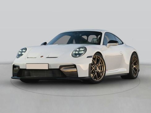 Used 2025 Porsche 911 GTS image 3