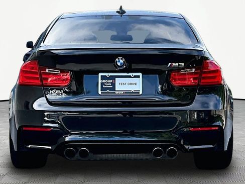 Used 2015 BMW M3 RWD image 5