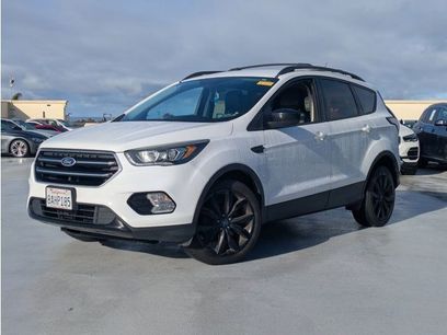 Used 2017 Ford Escape SE w/ Equipment Group 201A