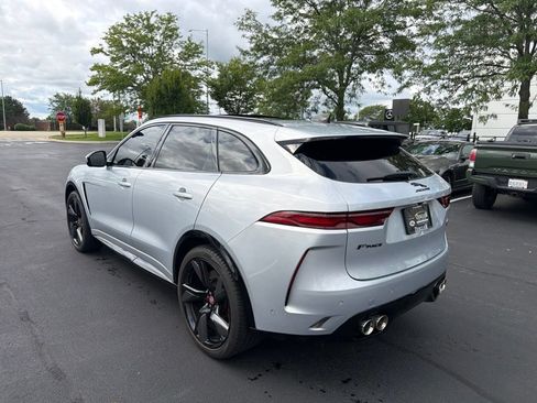 Used 2023 Jaguar F-PACE SVR AWD/4WD image 3