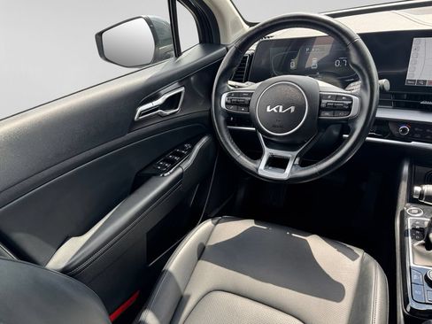 Used 2023 Kia Sportage EX AWD/4WD image 18