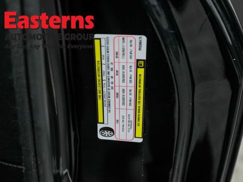 Used 2023 Dodge Challenger SXT image 33