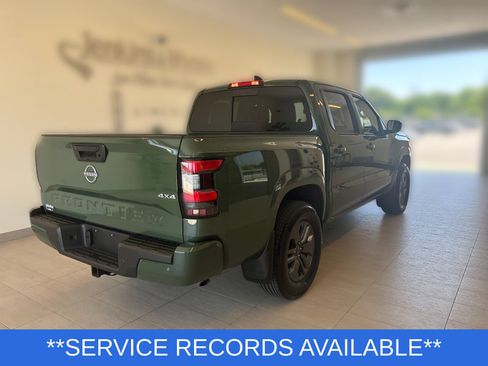 Used 2025 Nissan Frontier SV w/ SV Convenience Package AWD/4WD image 3