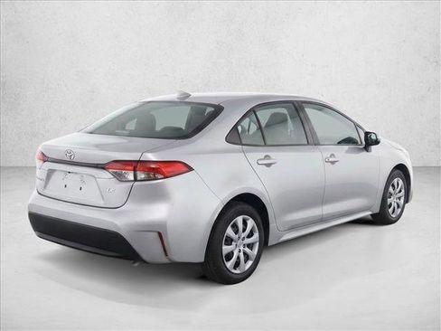 Used 2024 Toyota Corolla LE FWD image 7