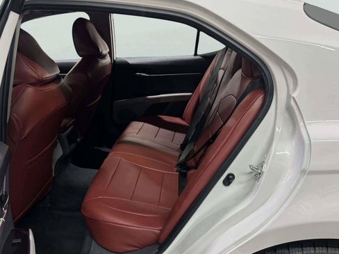 Used 2021 Toyota Camry SE FWD image 28