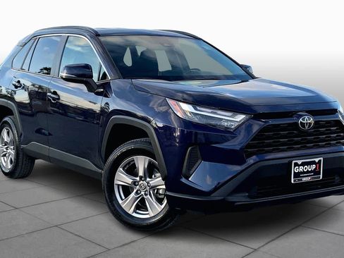 Used 2024 Toyota RAV4 XLE image 2