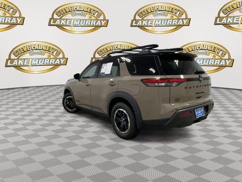 Used 2023 Nissan Pathfinder Rock Creek AWD/4WD image 9