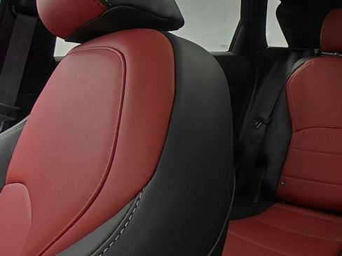 New 2025 INFINITI QX50 Sport image 17