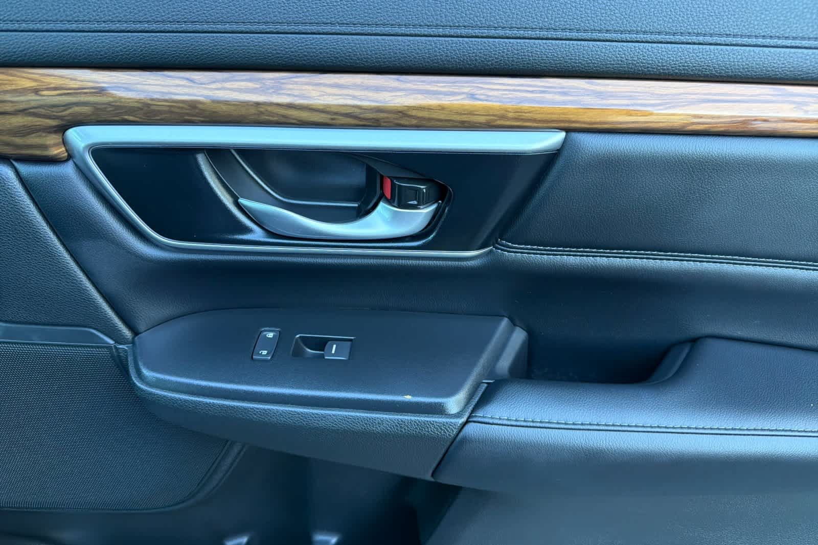 Used 2021 Honda CR-V Touring image 19