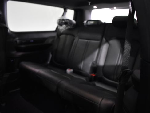New 2026 Jeep Grand Wagoneer L Limited AWD/4WD image 30