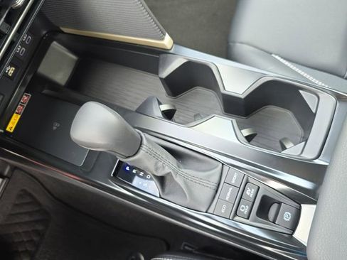 Used 2026 Toyota Camry SE w/ Convenience Package image 24