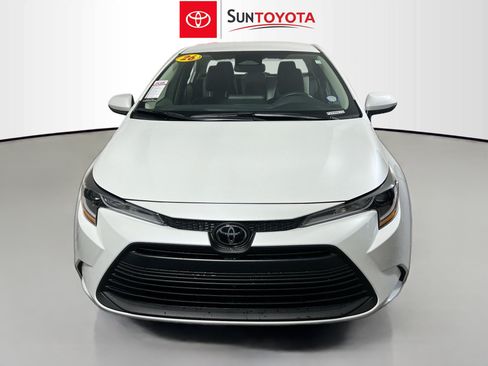 Used 2026 Toyota Corolla LE FWD image 10