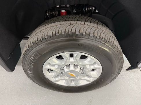 New 2026 Chevrolet Silverado 2500 LT image 4