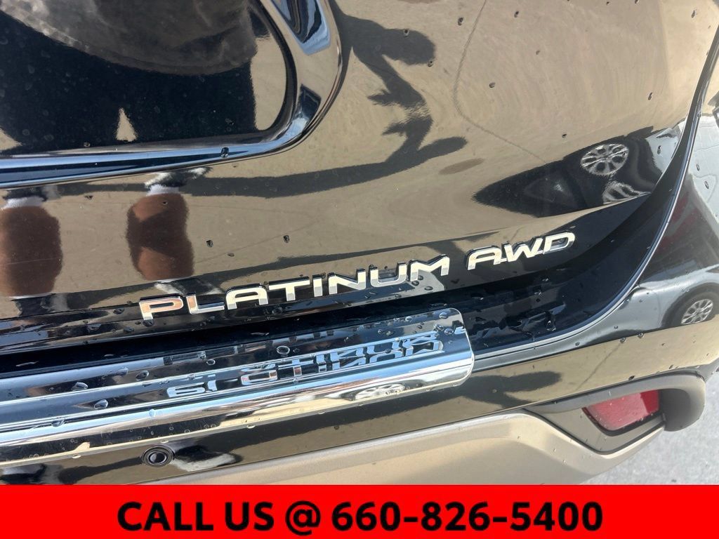 Used 2023 Toyota Highlander Platinum AWD/4WD image 9
