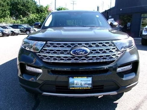 Certified 2023 Ford Explorer Limited w/ Equipment Group 301A AWD/4WD image 2