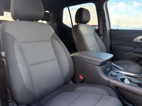 Certified 2023 Chevrolet Traverse LT w/ LPO, Floor Liner Package image 48