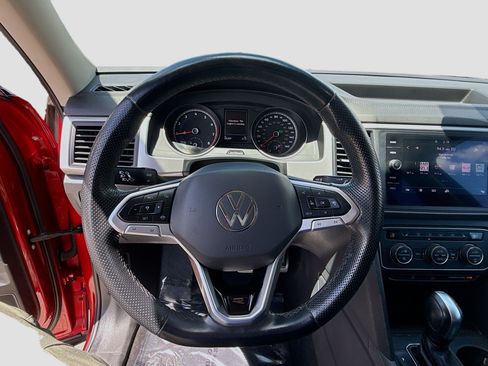 Used 2021 Volkswagen Atlas SE w/ Towing Package FWD image 8
