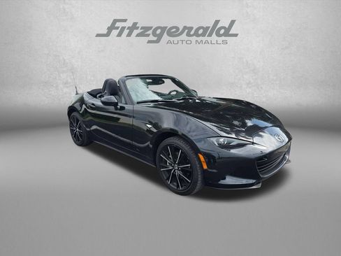 Used 2024 MAZDA MX-5 Miata Grand Touring RWD image 1
