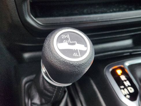Used 2023 Jeep Wrangler Unlimited Sport AWD/4WD image 23
