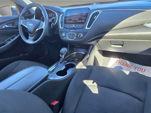 Used 2021 Chevrolet Malibu LT image 27