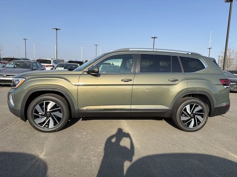 New 2026 Volkswagen Atlas SEL AWD/4WD image 2