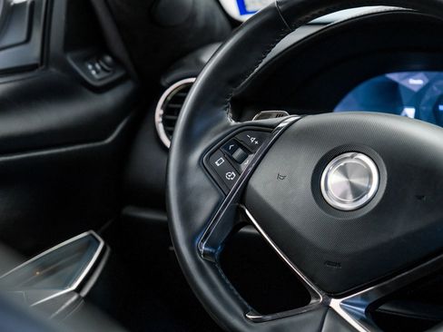 Used 2018 Karma Revero Luxury RWD image 17
