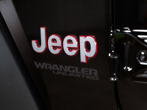 Used 2021 Jeep Wrangler Unlimited Rubicon AWD/4WD image 51