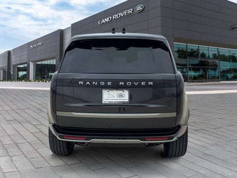 New 2026 Land Rover Range Rover Long Wheelbase SE AWD/4WD image 4