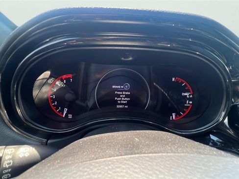 Used 2022 Dodge Durango R/T w/ Blacktop Package AWD/4WD image 17