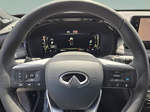 Used 2026 INFINITI QX60 Autograph w/ Dark Cargo Package image 17