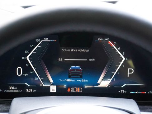 Certified 2024 BMW X6 xDrive40i w/ Premium Package image 21