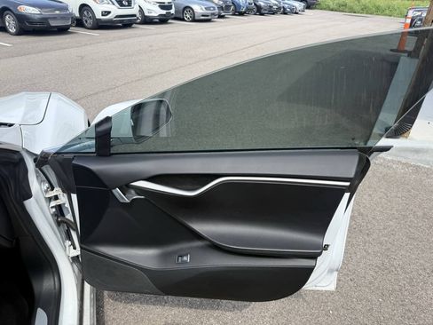 Used 2021 Tesla Model S Long Range Plus AWD/4WD image 12