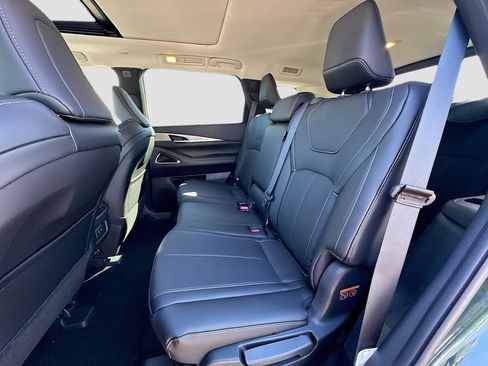 Certified 2026 INFINITI QX60 Luxe w/ Cargo Package FWD image 27