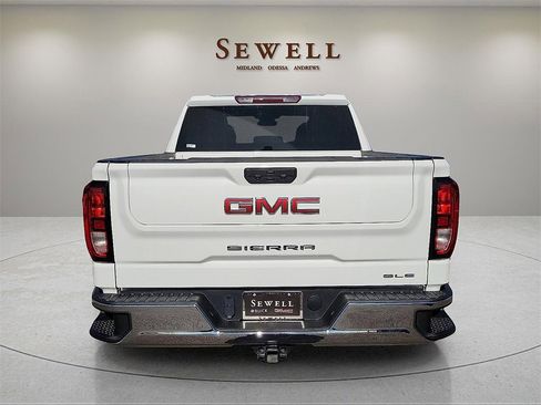 Used 2023 GMC Sierra 1500 SLE image 4
