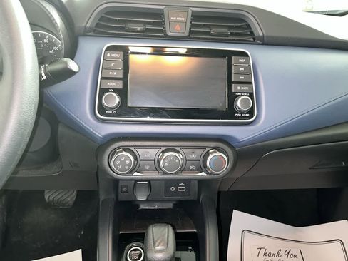 Used 2025 Nissan Versa SV FWD image 20