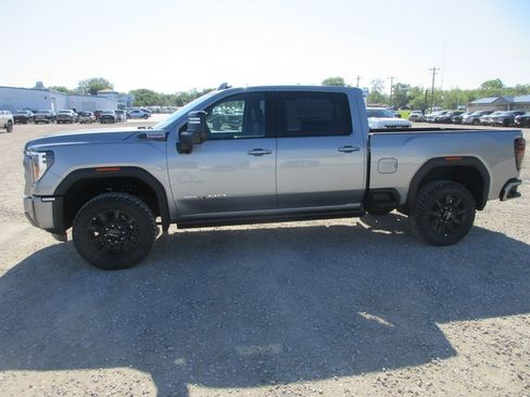 New 2026 GMC Sierra 2500 AT4 w/ AT4 Premium Plus Package AWD/4WD image 9