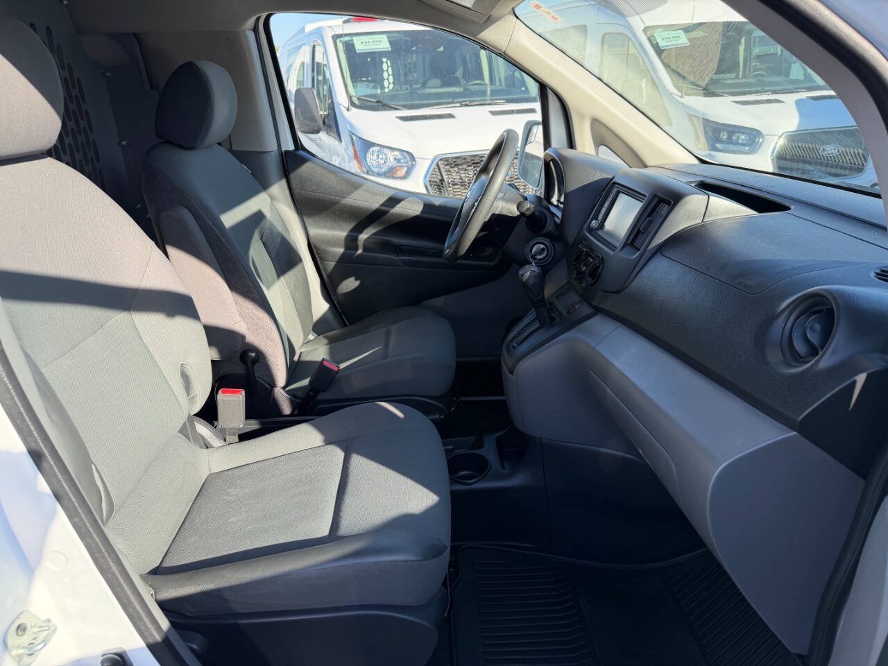 Used 2020 Nissan NV200 SV FWD image 15